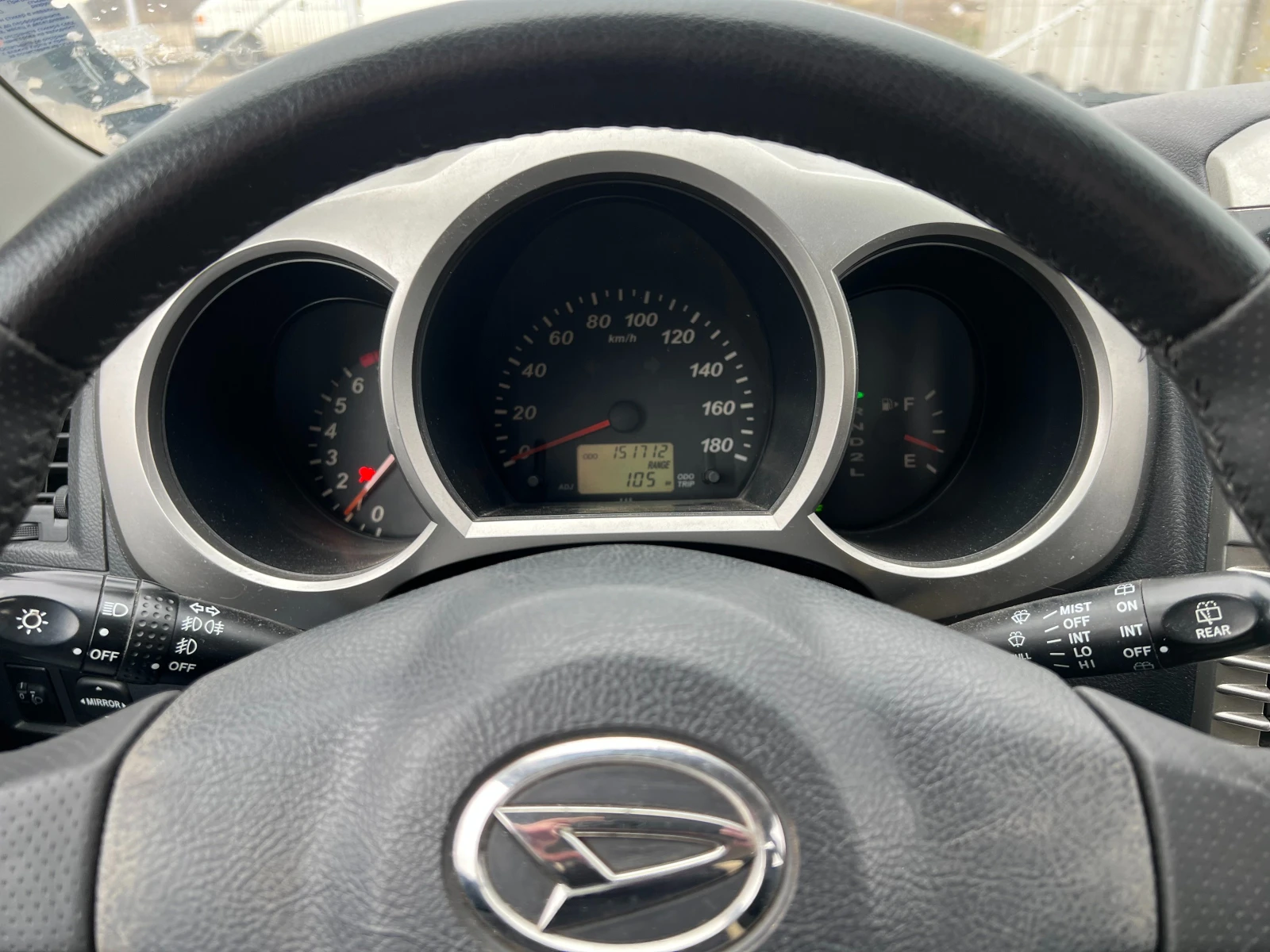 Daihatsu Terios 1.5 i 16V 4WD Automatic, снимка 15 - Автомобили и джипове - 53894071
