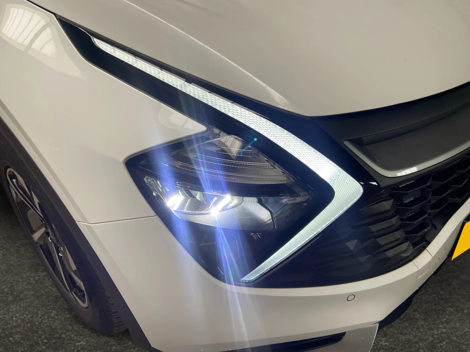 Kia Sportage 1.6 T-GDI DynamicLine - Hybrid, снимка 15 - Автомобили и джипове - 54300202