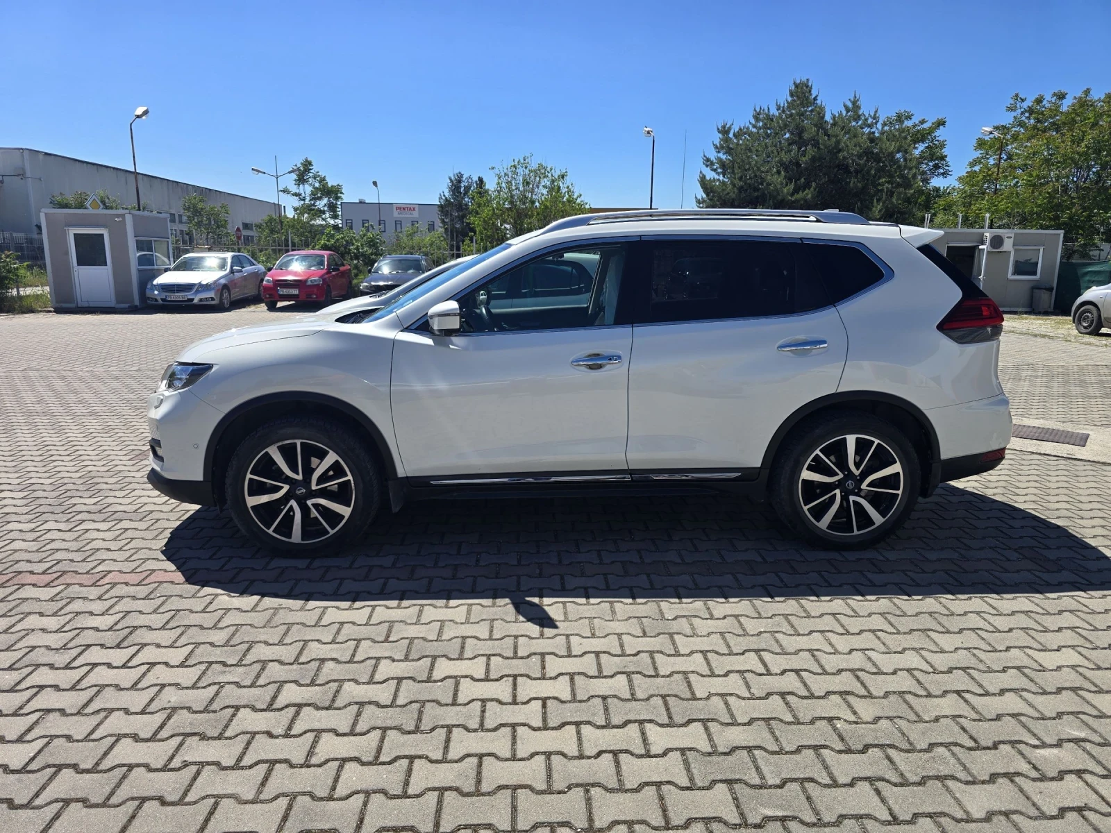 Nissan X-trail, снимка 3 - Автомобили и джипове - 54629480