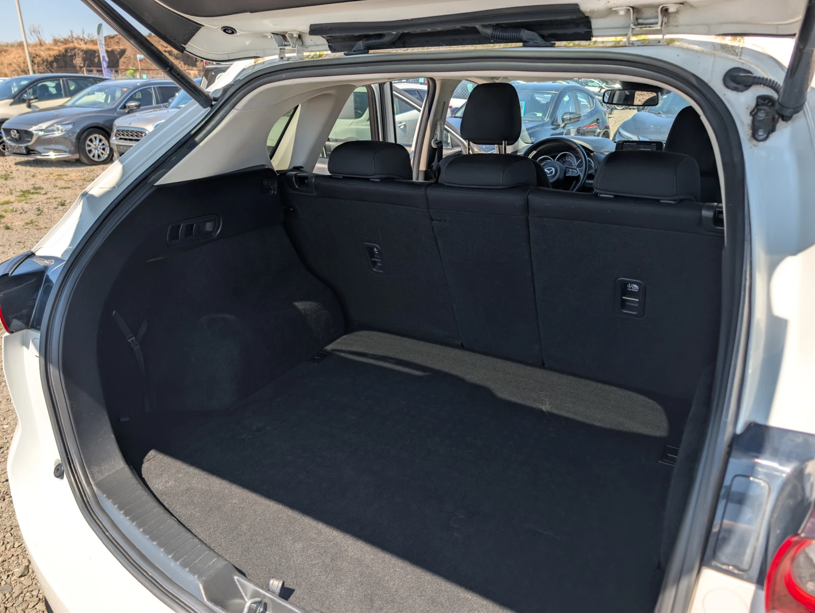 Mazda CX-5 2.5i Skyactive-G Kangei/Head-Up/360Camera/Germany, снимка 14 - Автомобили и джипове - 55614905
