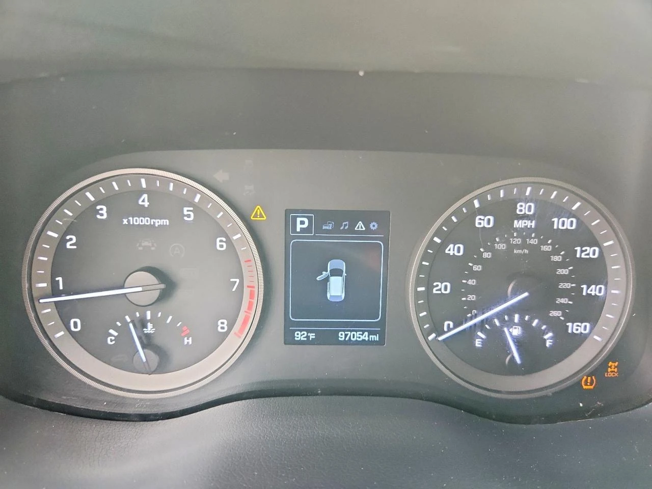 Hyundai Tucson 2.0l Sel, снимка 9 - Автомобили и джипове - 55906261