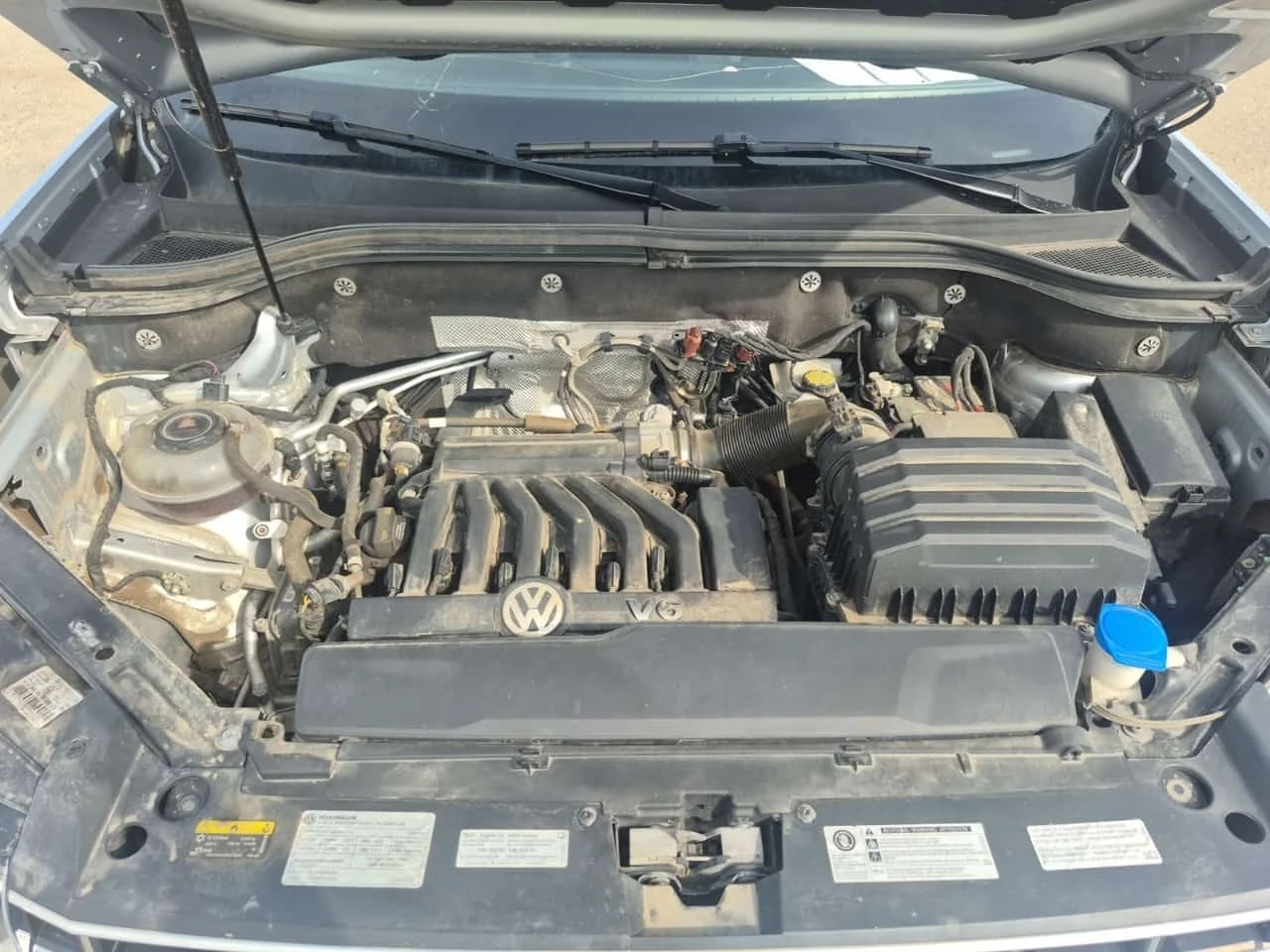 VW Atlas HIGHLINE/CARFAX/ФИНАНСИРАНЕ/, снимка 14 - Автомобили и джипове - 56170103