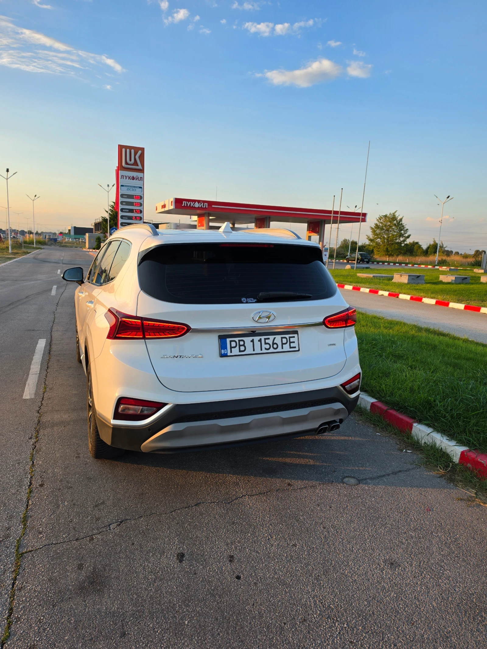 Hyundai Santa fe, снимка 4 - Автомобили и джипове - 56406166