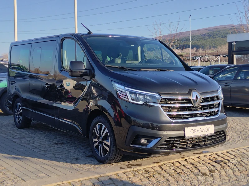 Renault Trafic Space Class 6+ 1 места Blue dCi 150 к.с. BVA6, снимка 3 - Бусове и автобуси - 49398358