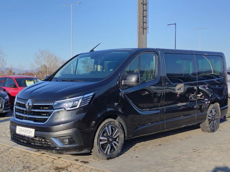 Renault Trafic Space Class 6+ 1 места Blue dCi 150 к.с. BVA6, снимка 1 - Бусове и автобуси - 49398358