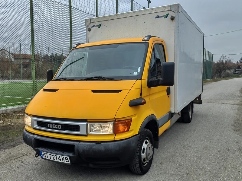 Iveco Daily 35c13 Климатик* Падащ борд* Въздушни възглавници, снимка 1 - Бусове и автобуси - 49532088