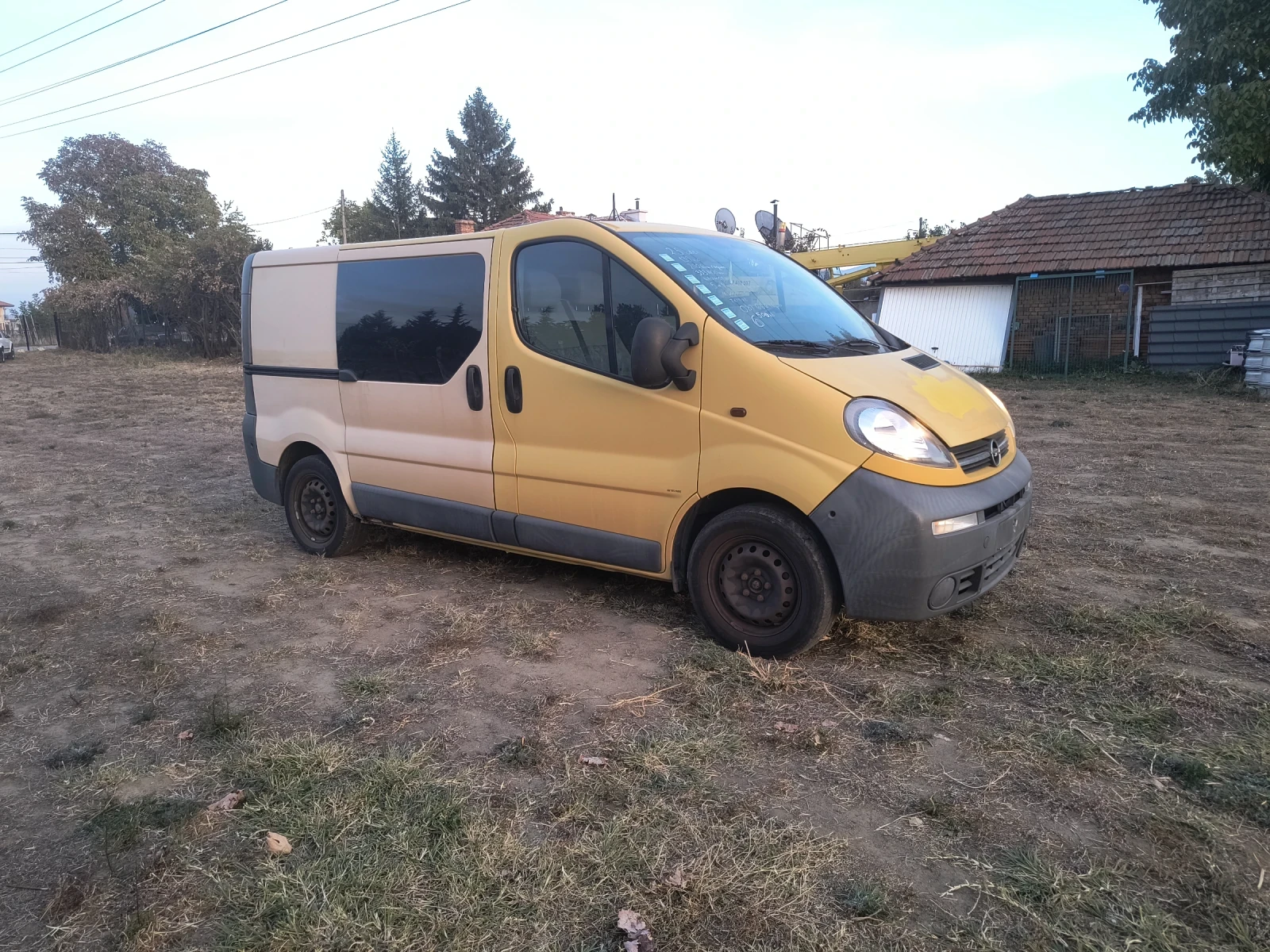 Opel Vivaro 2.5 CDTI - изображение 2