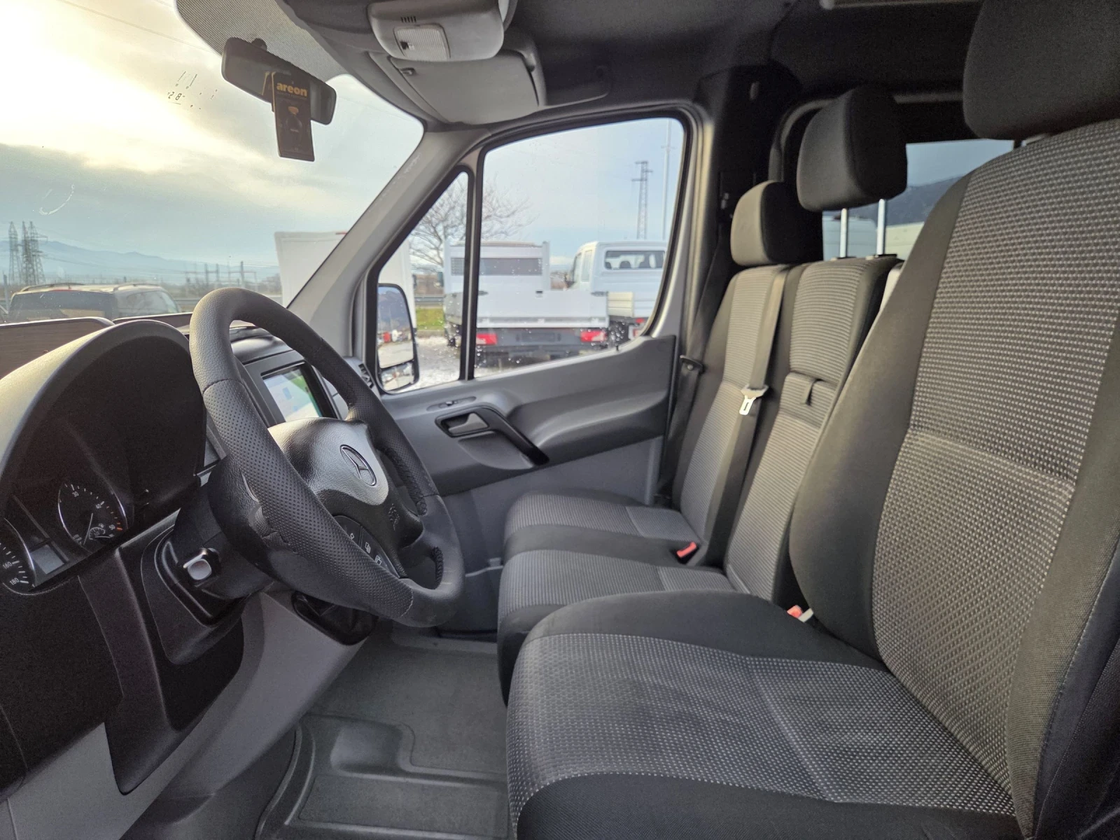 Mercedes-Benz Sprinter 319 CDI, Пътнически, 9 местен, Клима - изображение 8