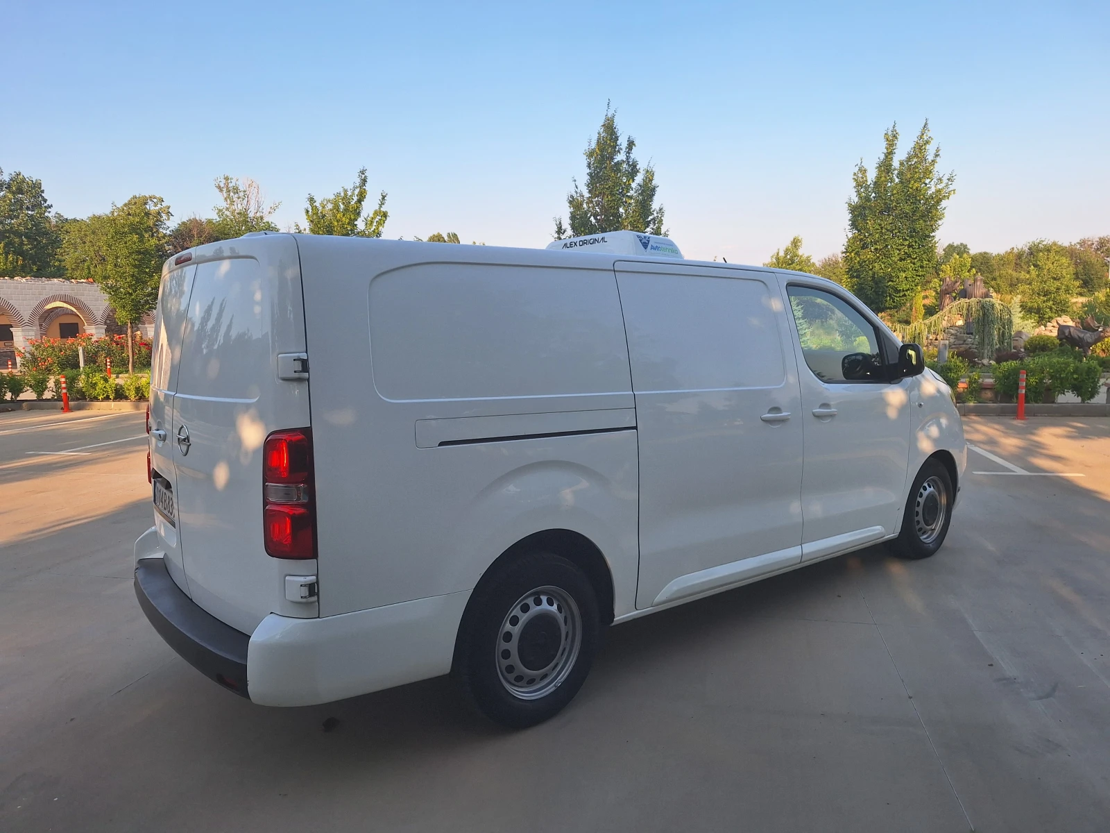 Opel Vivaro 2.0HDI ХЛАДИЛЕН , снимка 9 - Бусове и автобуси - 55339087