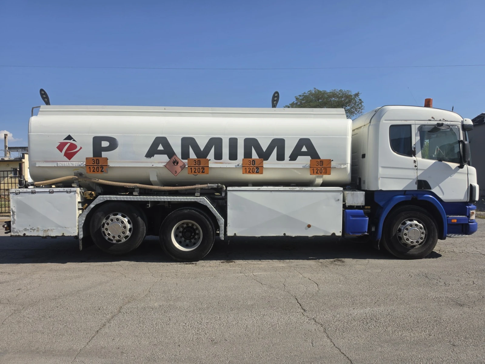 Scania R 124 цистерна соло, снимка 3 - Камиони - 55575793