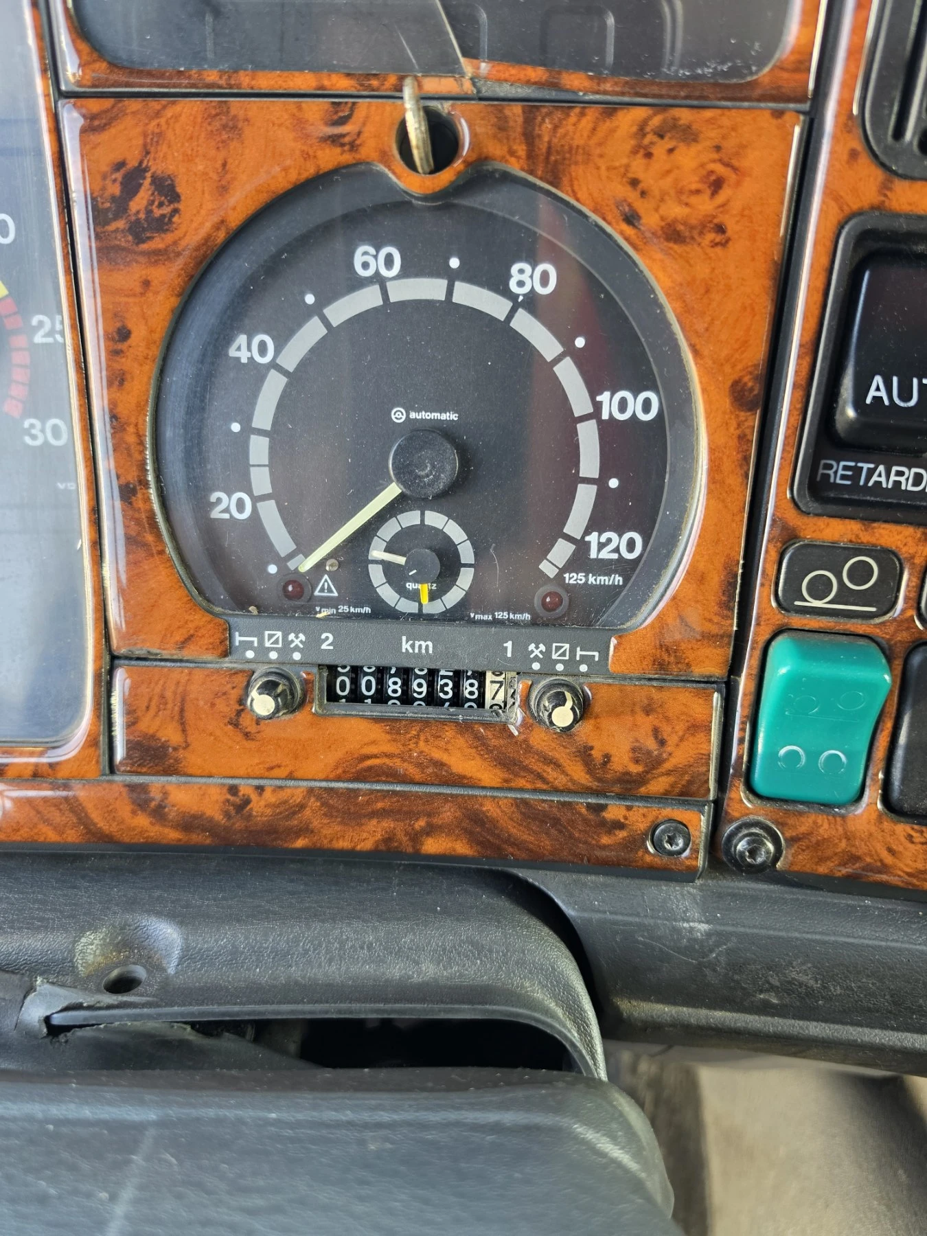 Scania R 124 цистерна соло, снимка 7 - Камиони - 55575793