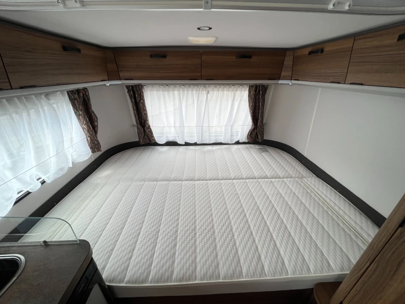 Каравана HYMER / ERIBA Touring, снимка 11 - Каравани и кемпери - 49105093