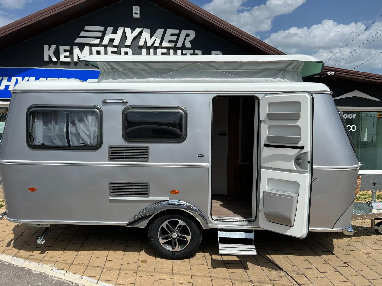 Каравана HYMER / ERIBA Touring, снимка 1