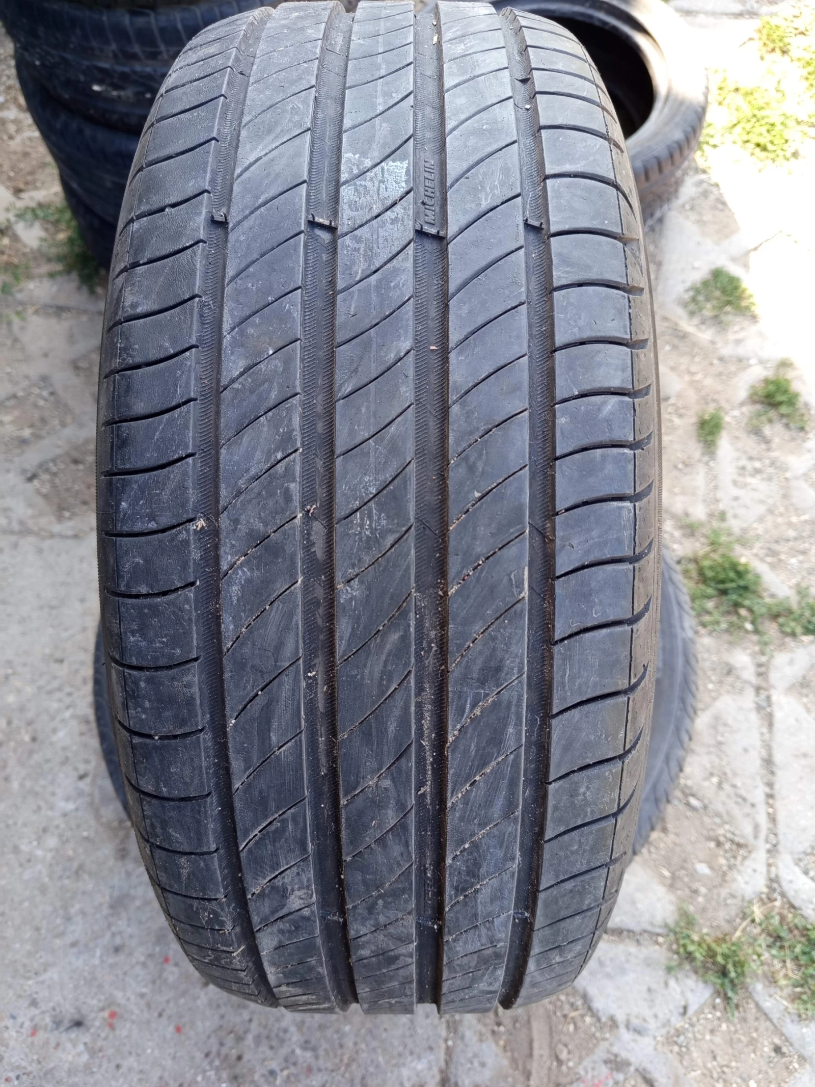 Гуми Летни 215/50R17