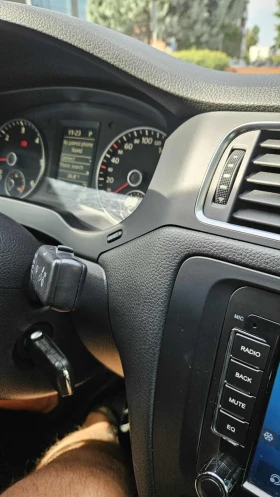 VW Jetta | Mobile.bg    12