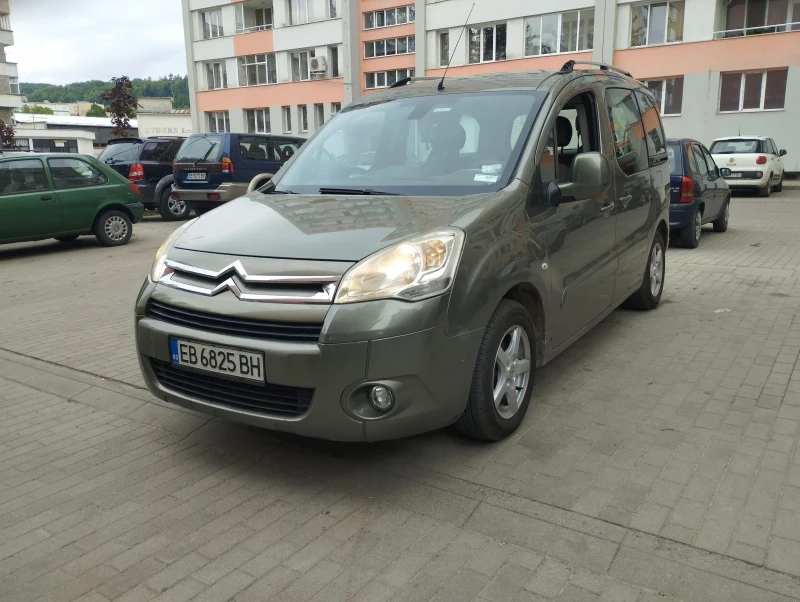 Citroen Berlingo 1.6hdi, снимка 4 - Автомобили и джипове - 46898954