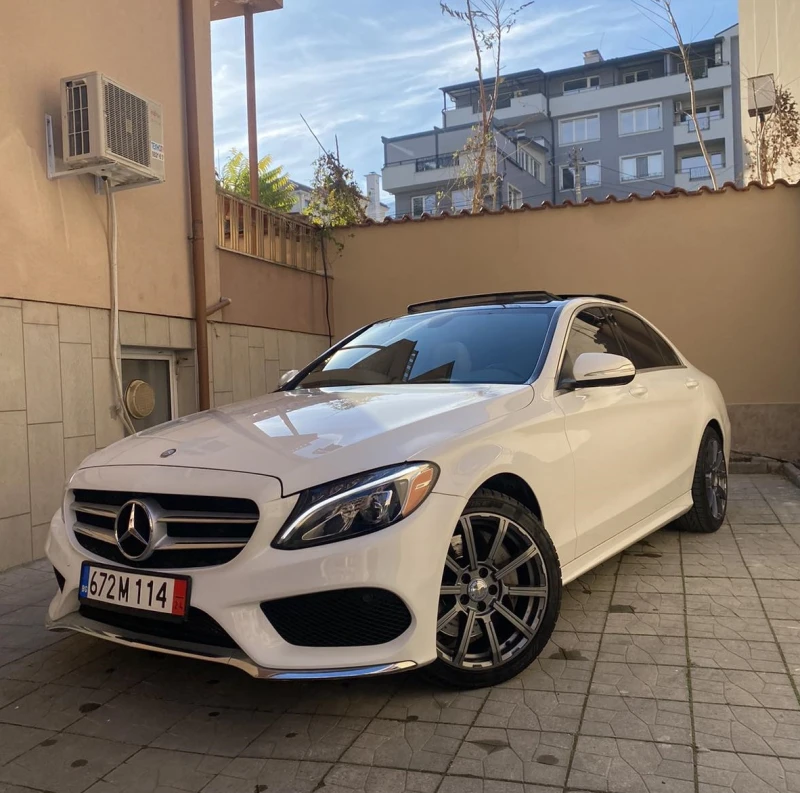 Mercedes-Benz C 300 AMG / 4MATIC / LED /PANO /119k, снимка 1 - Автомобили и джипове - 48132815