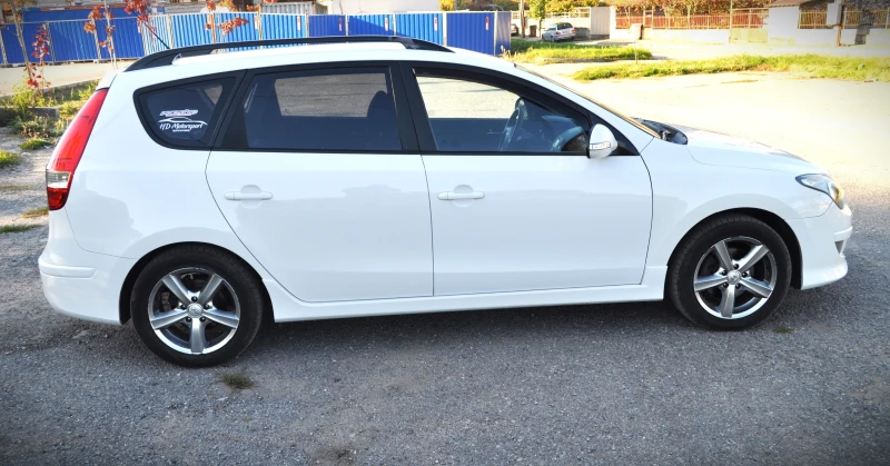 Hyundai I30 1.6, снимка 4 - Автомобили и джипове - 52556545