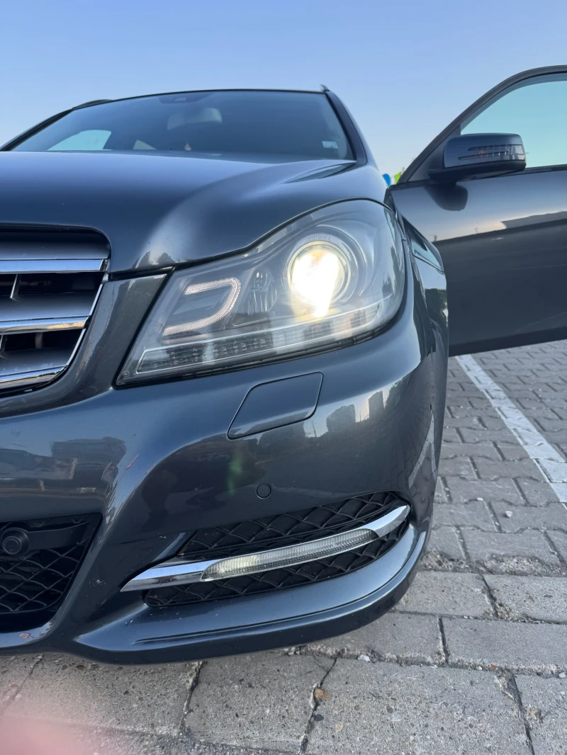 Mercedes-Benz C 220 Бартер , снимка 12 - Автомобили и джипове - 52297861