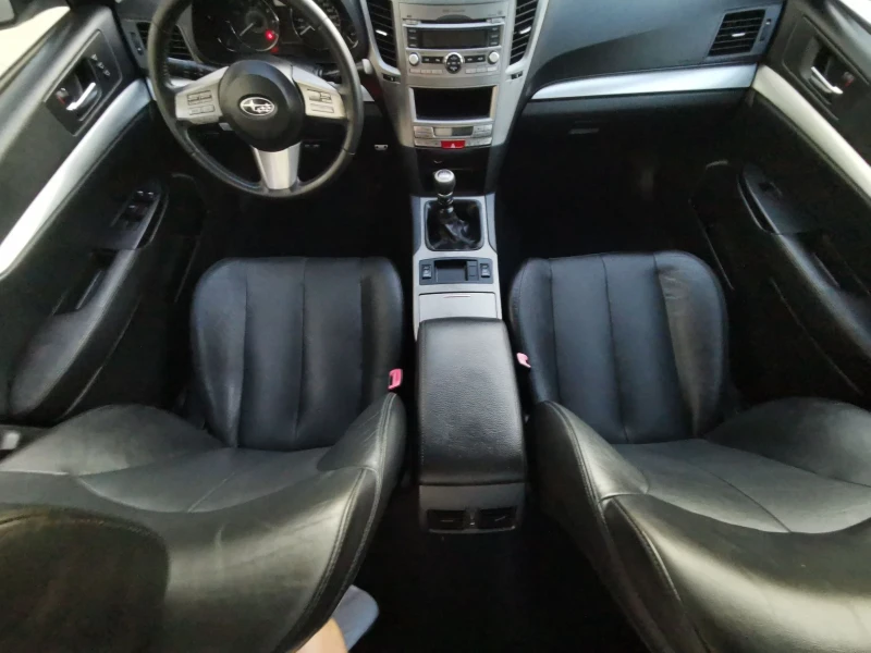 Subaru Legacy 2.0i 150ps SWISS, снимка 9 - Автомобили и джипове - 51486564