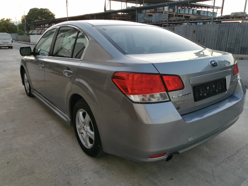 Subaru Legacy 2.0i 150ps SWISS, снимка 7 - Автомобили и джипове - 51486564