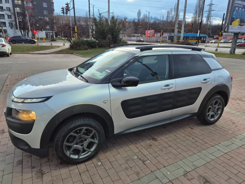 Citroen C4 Cactus, снимка 3 - Автомобили и джипове - 53037544