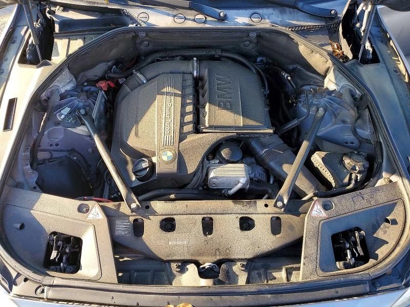 BMW 535 3.0L 6 Rear-wheel drive, снимка 3 - Автомобили и джипове - 53638829