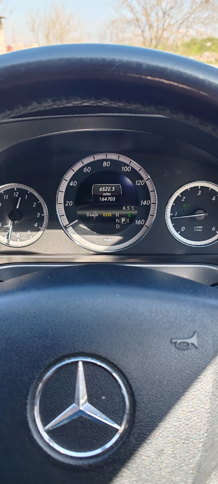 Mercedes-Benz E 220, снимка 3 - Автомобили и джипове - 53865900