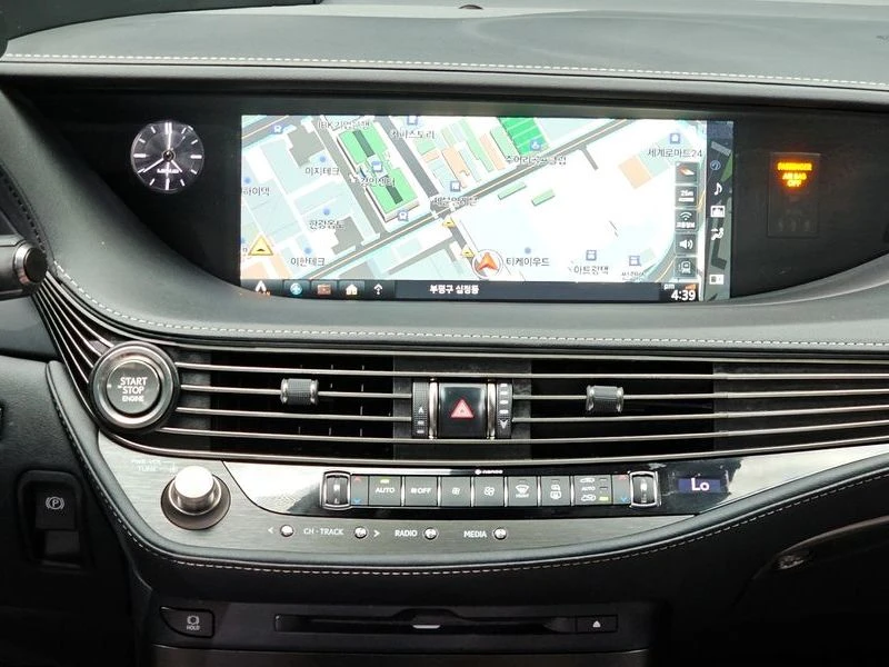 Lexus LS 3.4 Automatic, снимка 14 - Автомобили и джипове - 55824967