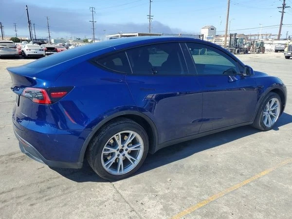 Tesla Model Y, снимка 4 - Автомобили и джипове - 56199028