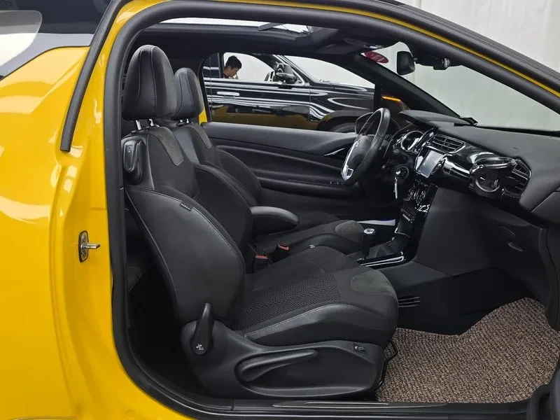 Citroen DS3  Cabrio 1.6 Bluehdi So Chic, снимка 11 - Автомобили и джипове - 56290133
