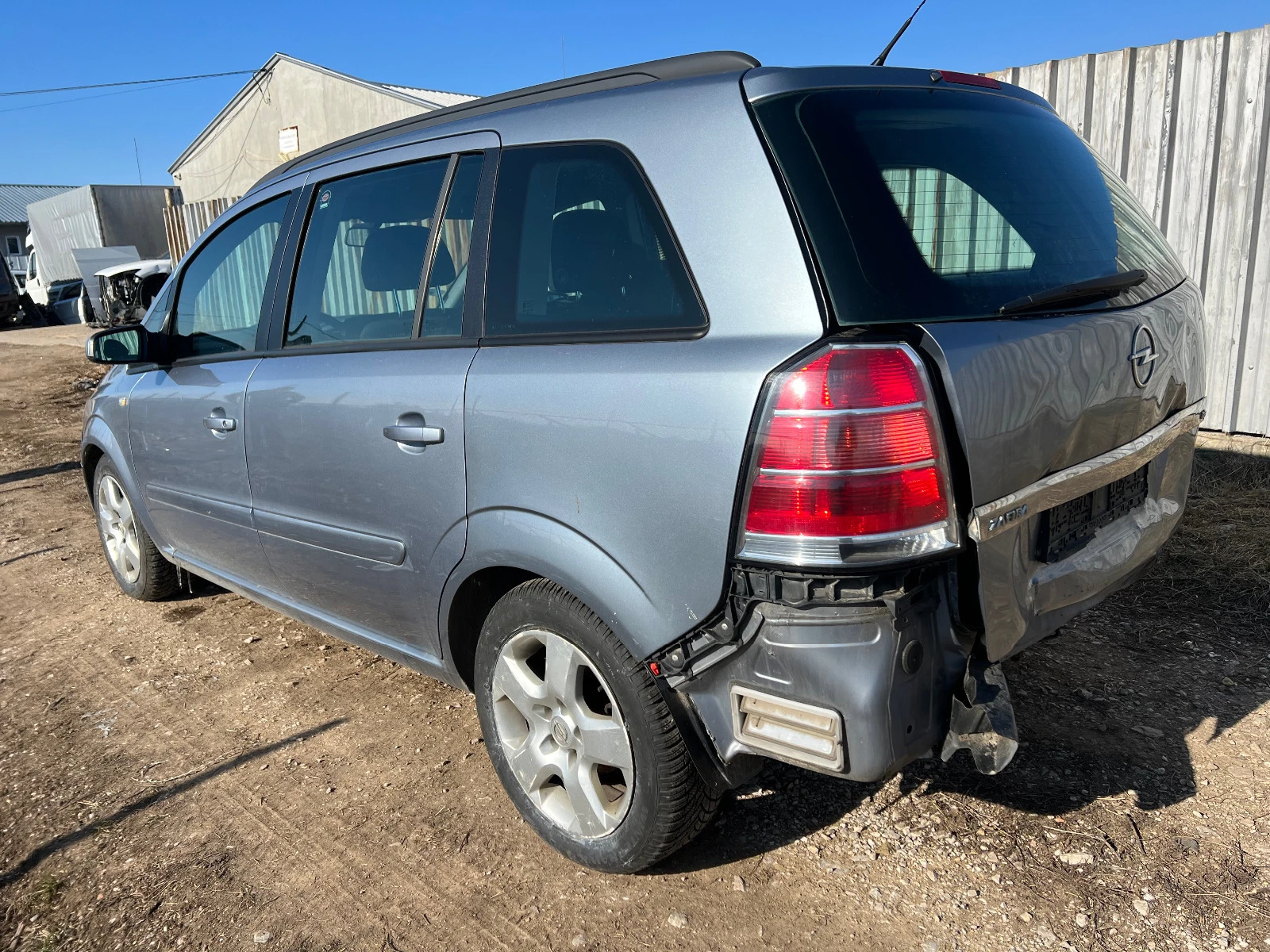 Opel Zafira 1.8i - изображение 4