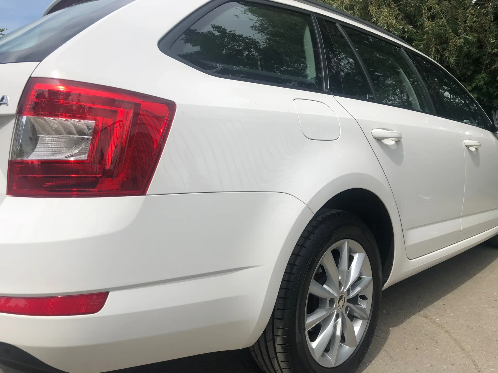 Skoda Octavia 2.0 TDI DSG - изображение 2