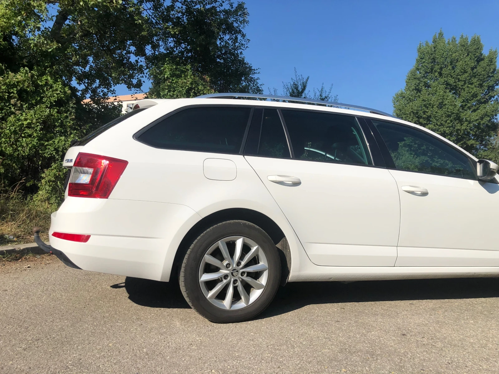 Skoda Octavia 2.0 TDI DSG - изображение 9