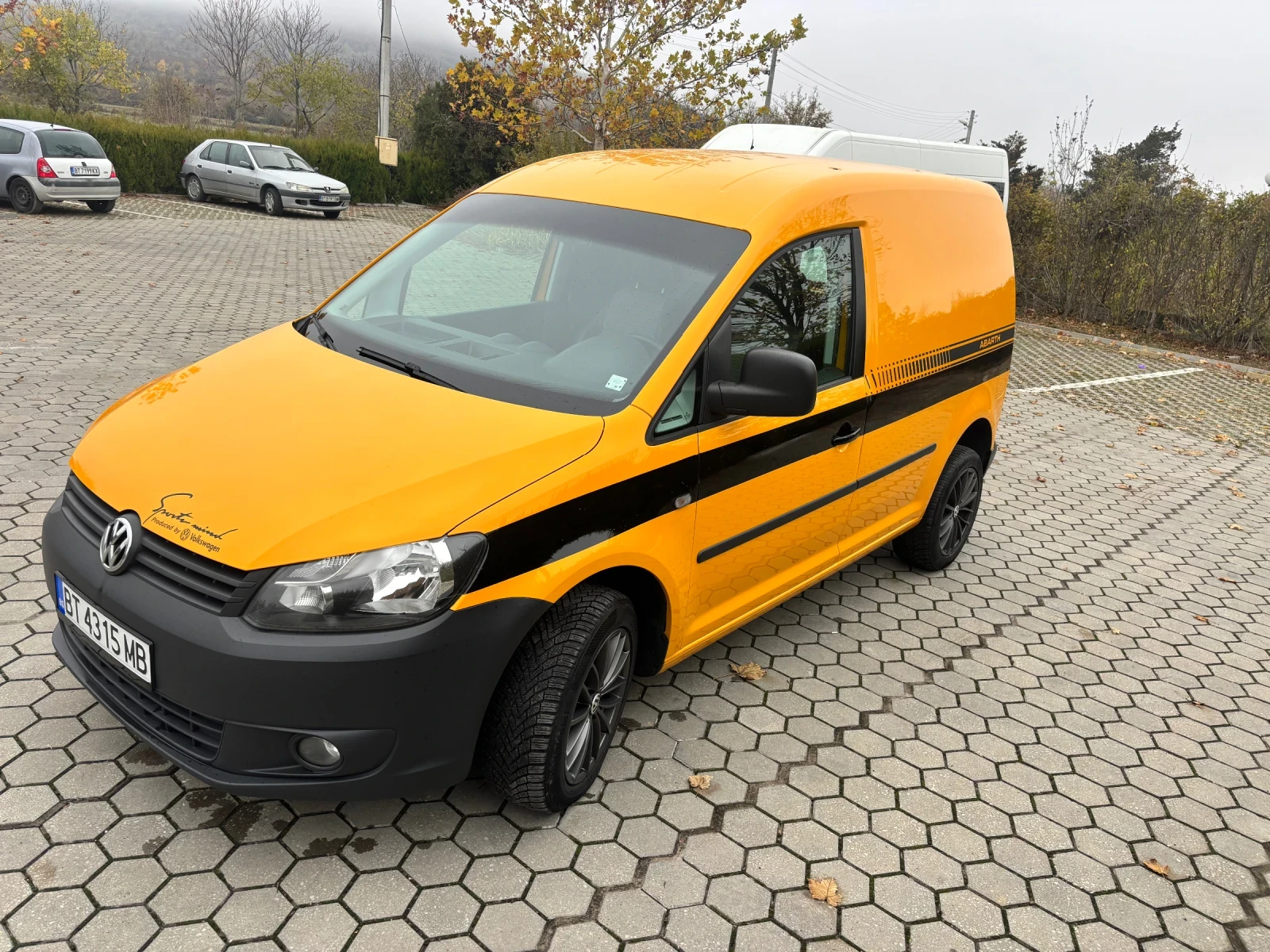 VW Caddy 1.6TDI - изображение 3