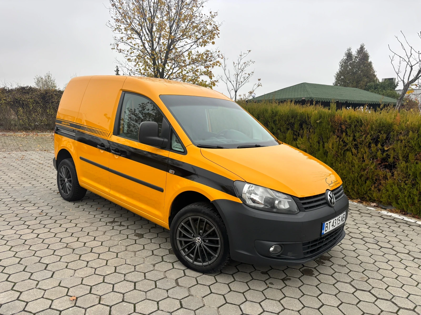 VW Caddy 1.6TDI - изображение 2