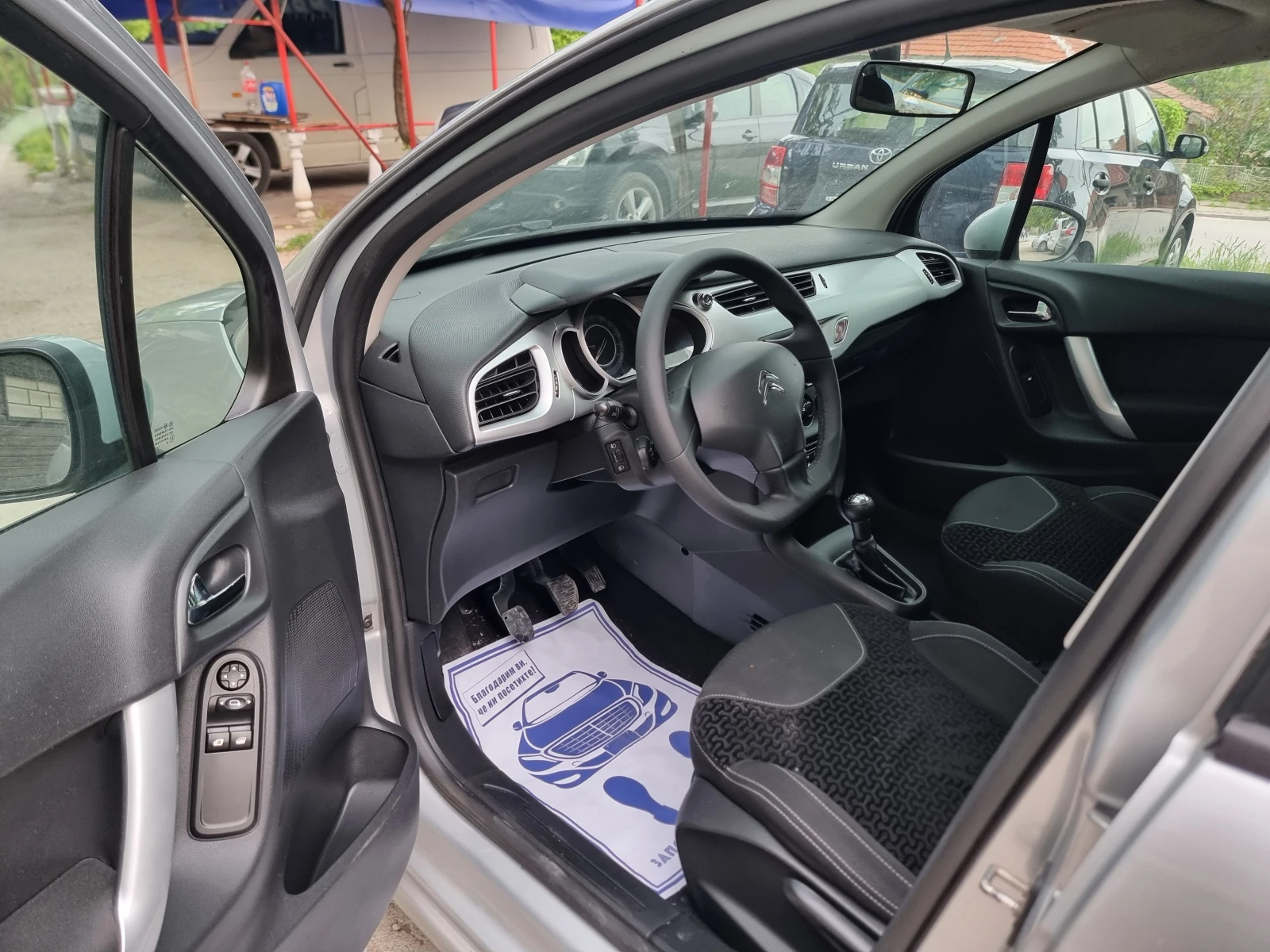 Citroen C3 1.1 i TOP - изображение 9