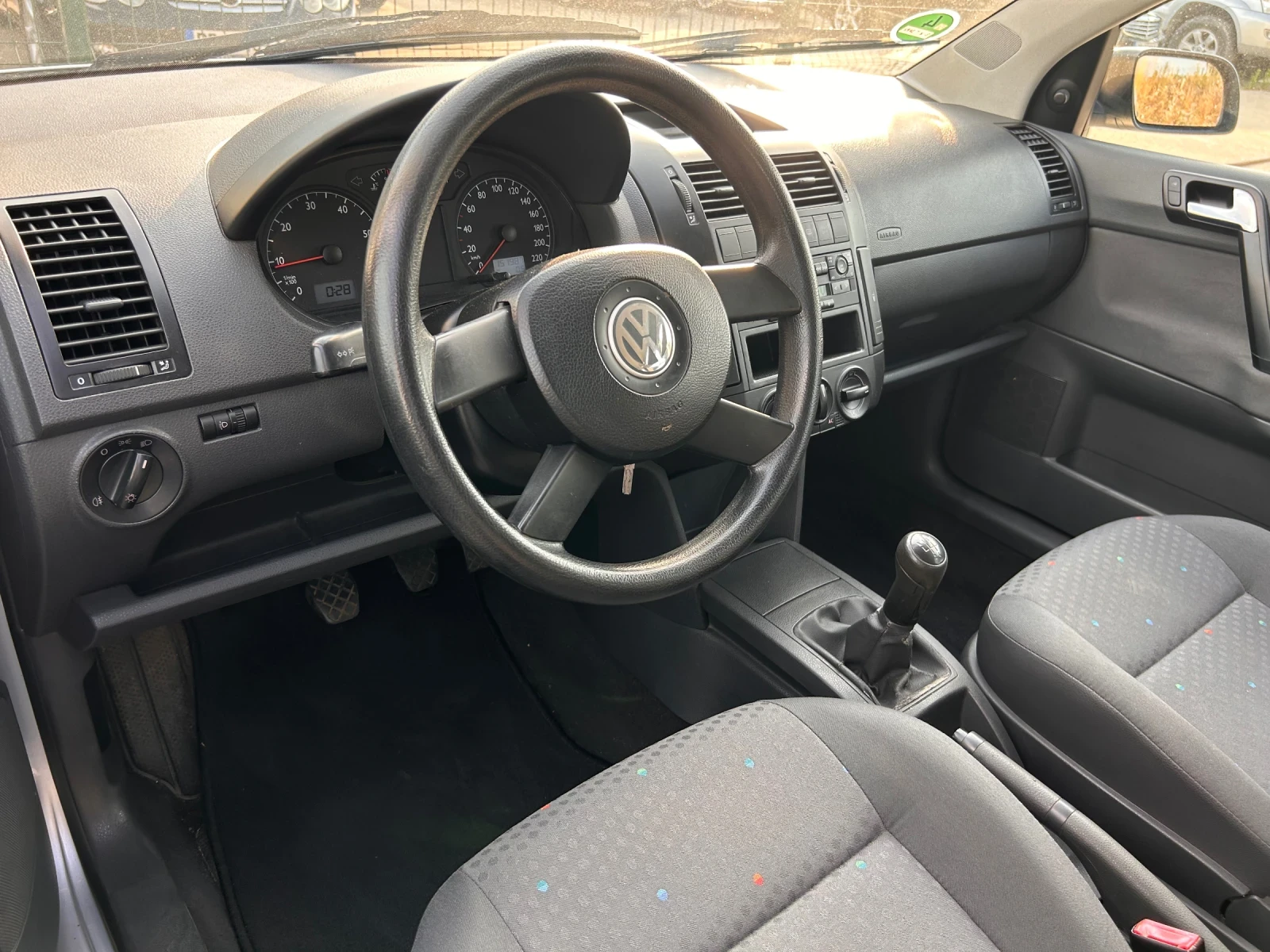 VW Polo  - изображение 9