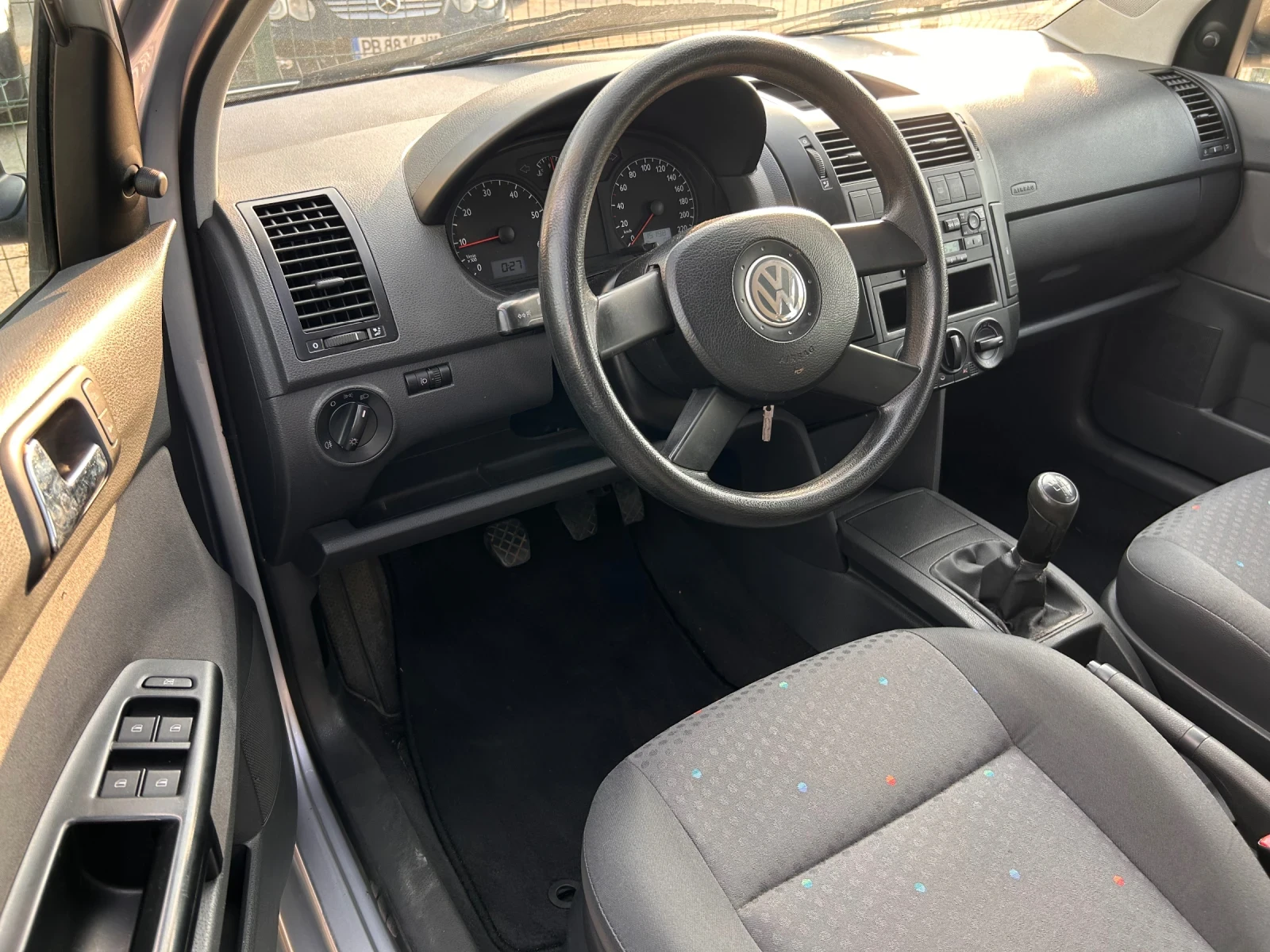 VW Polo  - изображение 8