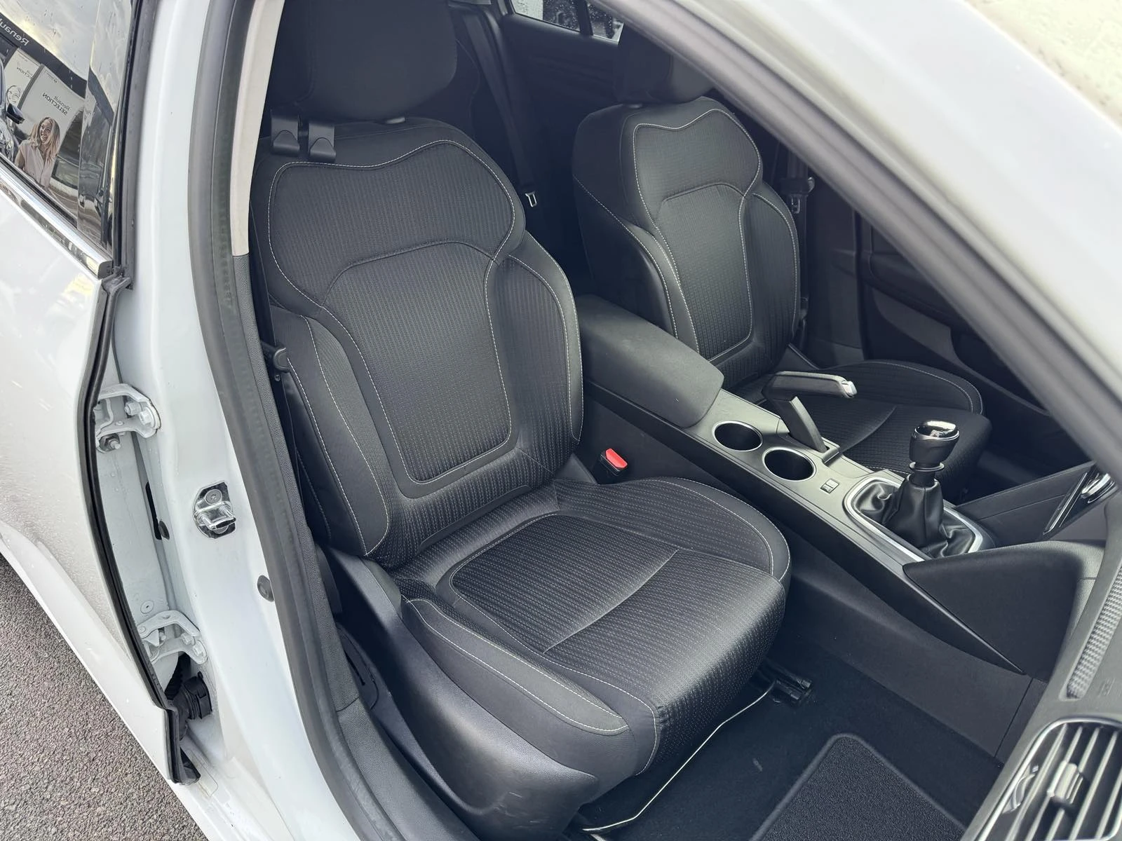 Renault Megane 1.3Tce - изображение 8