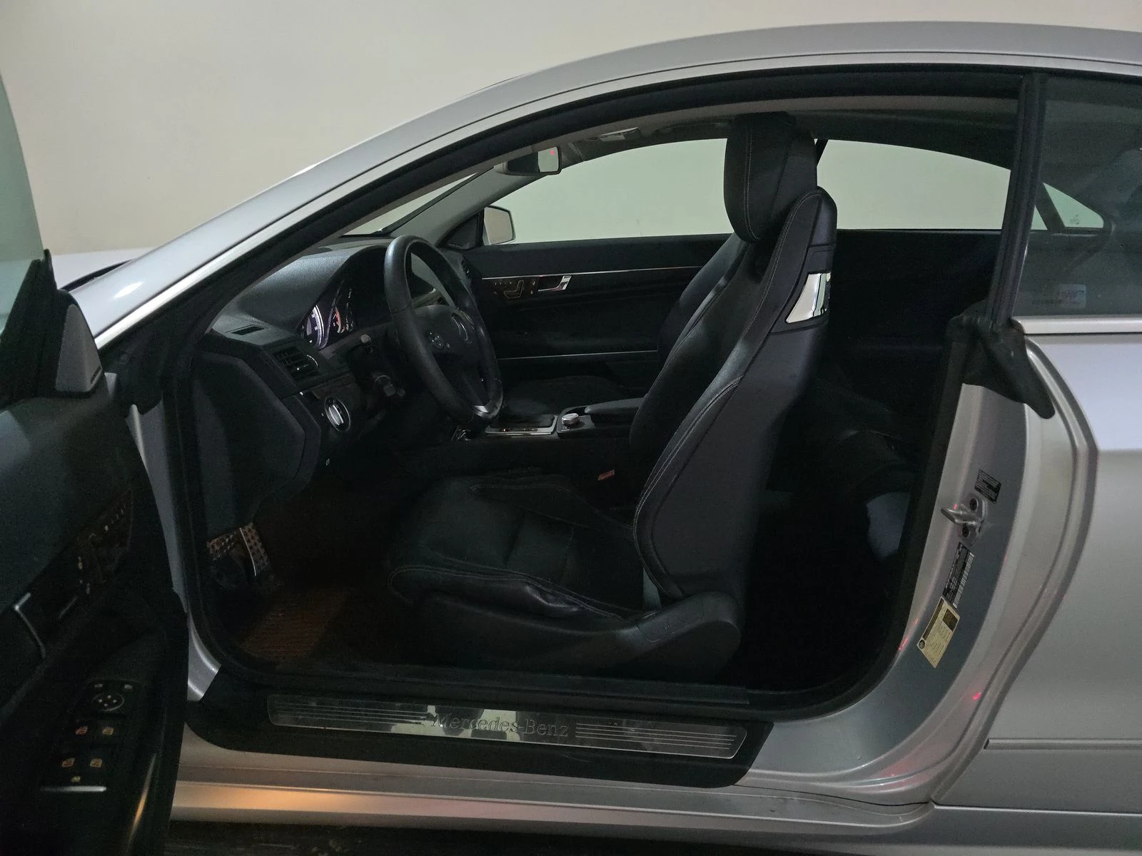 Mercedes-Benz E 500  - изображение 10