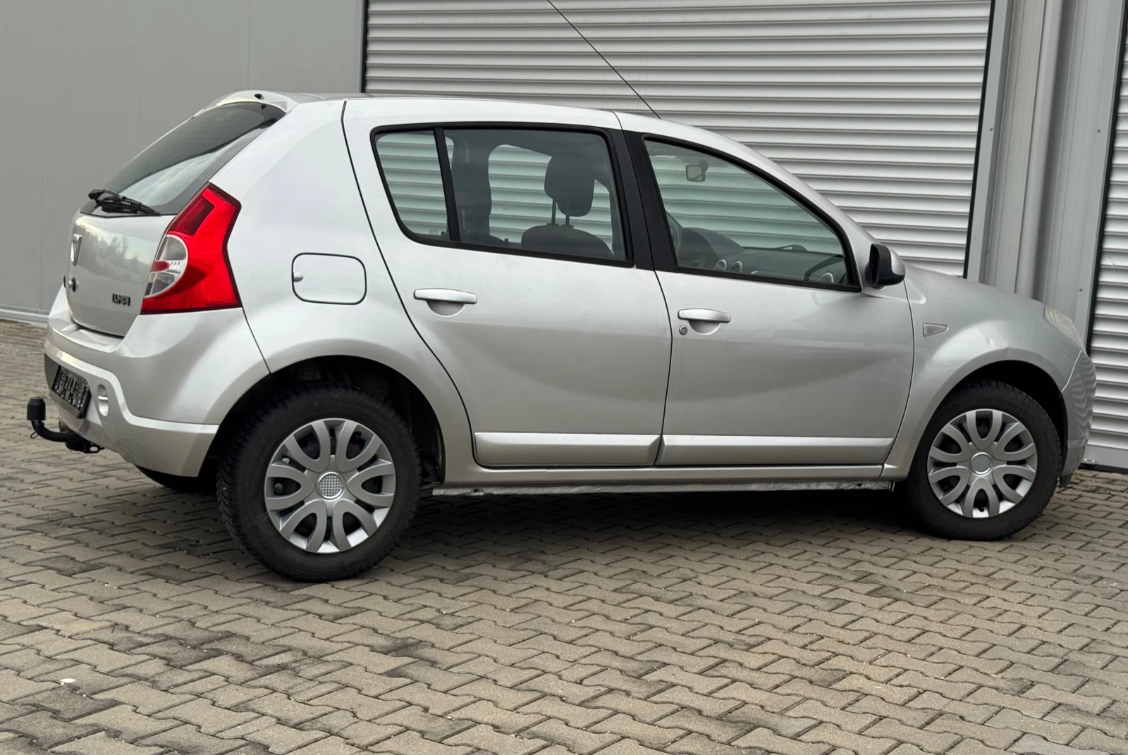 Dacia Sandero 1, 4i 75ps, може на газ, клима, хечбек, ел.пакет,  - изображение 8