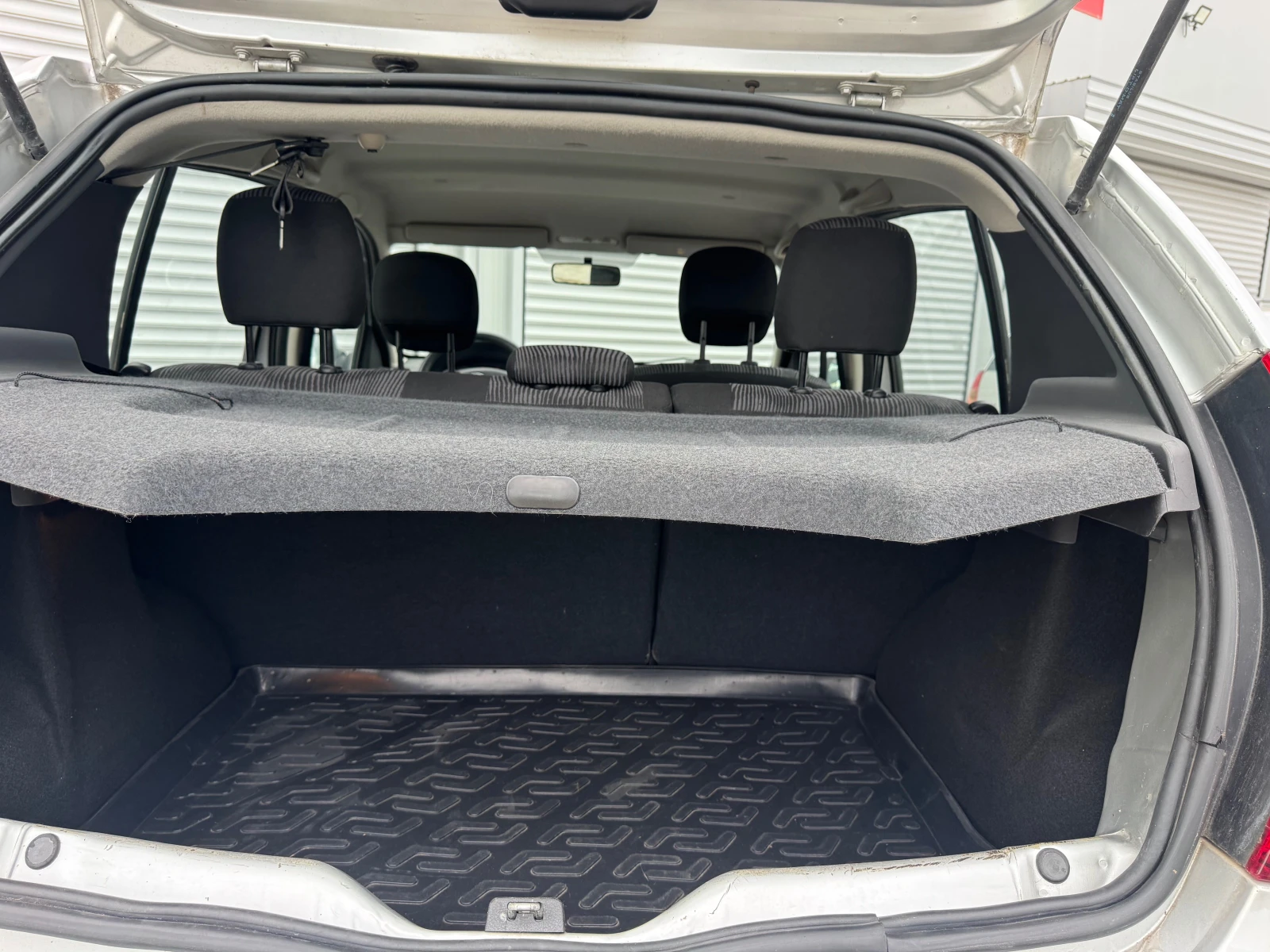 Dacia Sandero 1, 4i 75ps,   , , , .,  | Mobile.bg   13