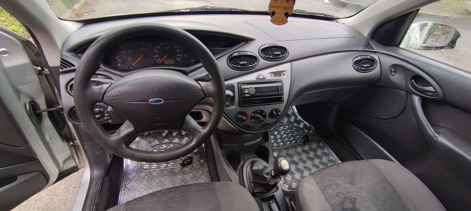 Ford Focus  - изображение 8