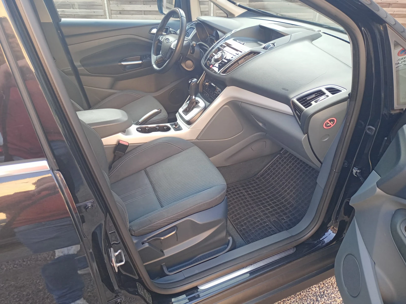 Ford C-max Automatic/Euro5/Navi, снимка 6 - Автомобили и джипове - 53718644