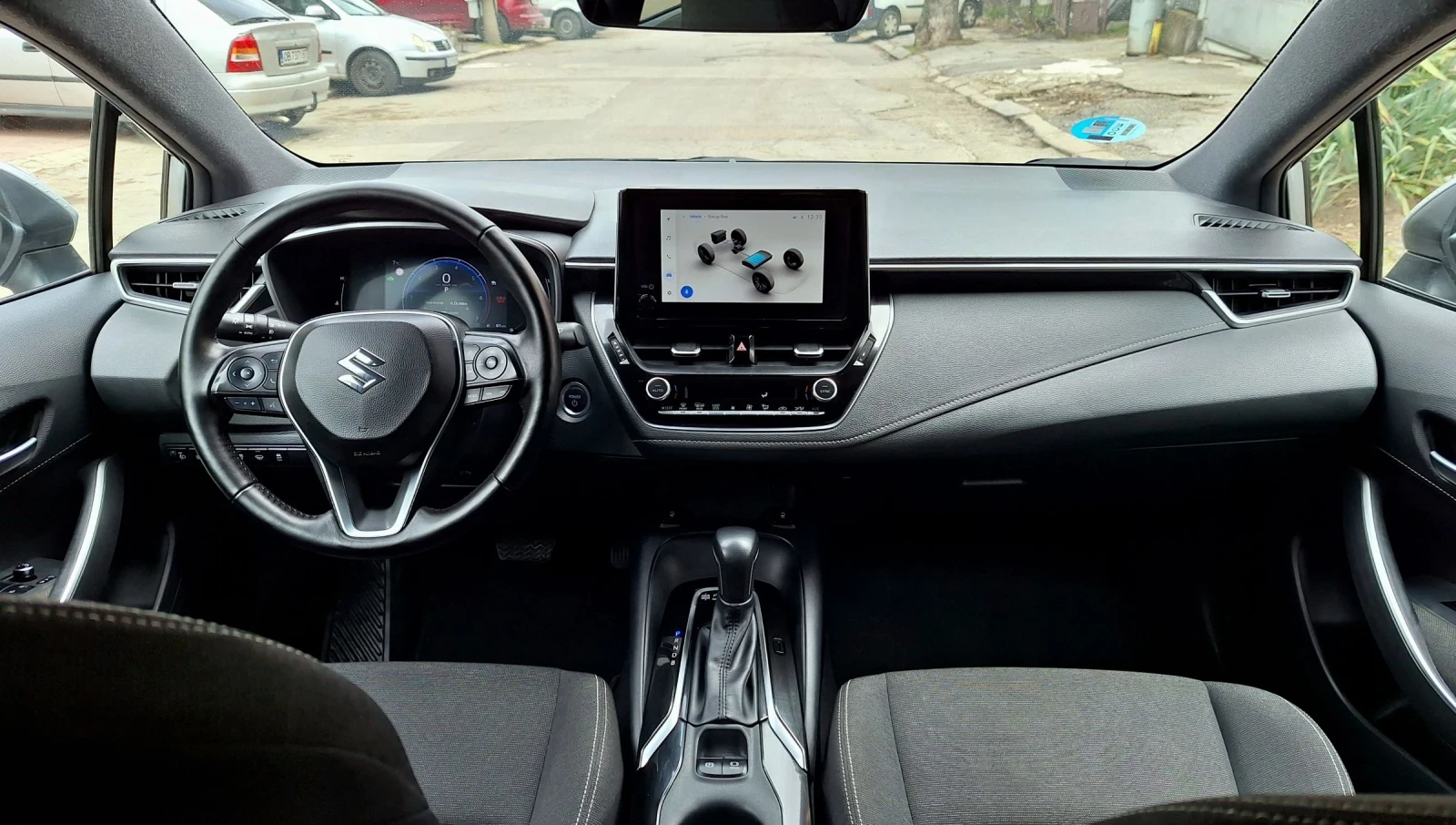 Toyota Corolla 1.8 Hybrid Бензин 140кс. 2024г. 30хил.км eCVT , снимка 5 - Автомобили и джипове - 54079168