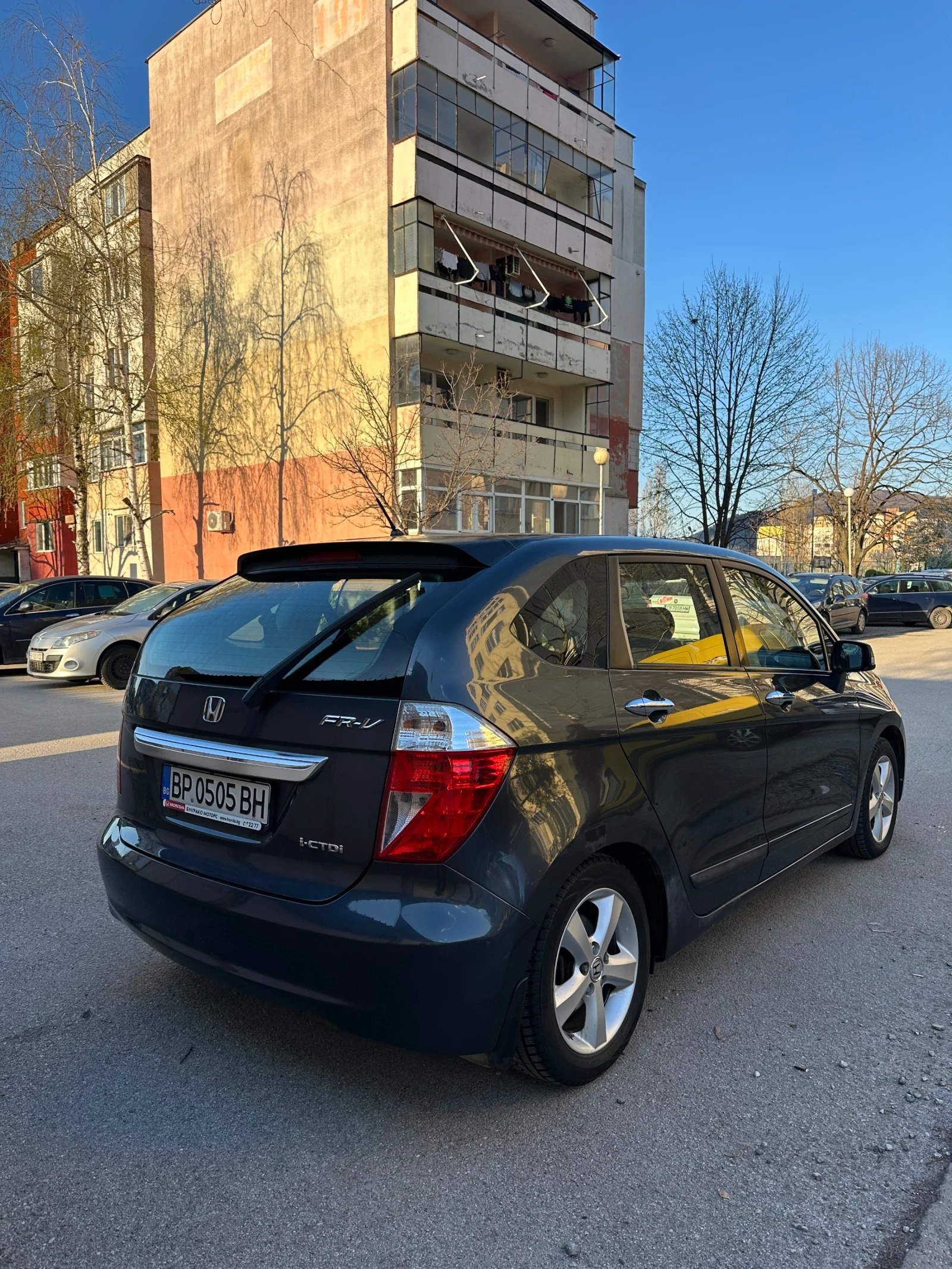 Honda Fr-v 2.2 CDTI, снимка 6 - Автомобили и джипове - 54134892
