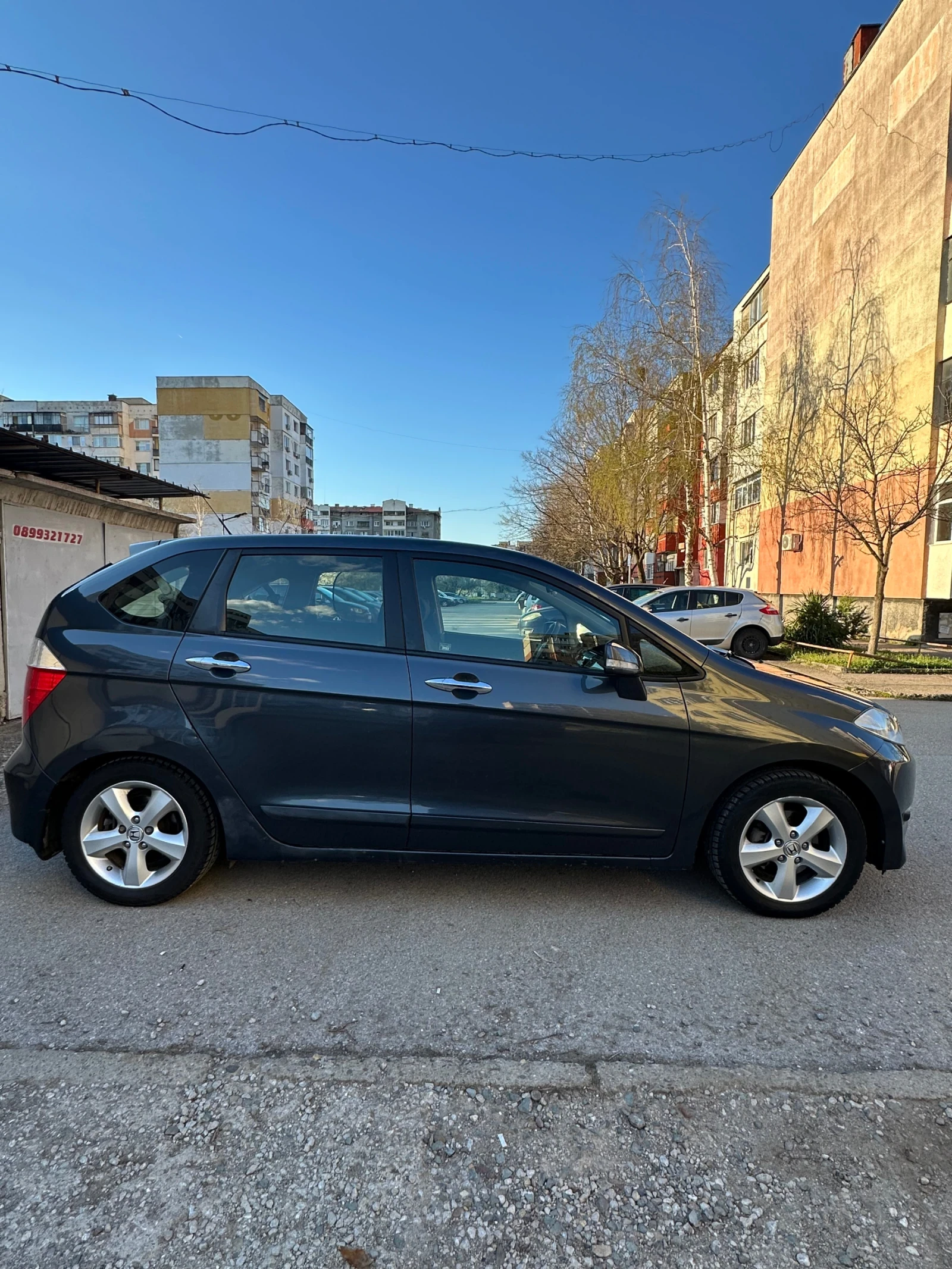 Honda Fr-v 2.2 CDTI, снимка 4 - Автомобили и джипове - 54134892
