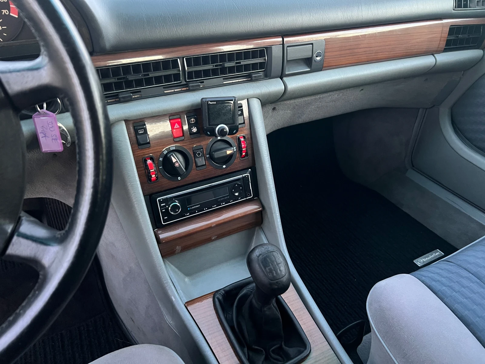 Mercedes-Benz 126 300 SE, снимка 12 - Автомобили и джипове - 54554632
