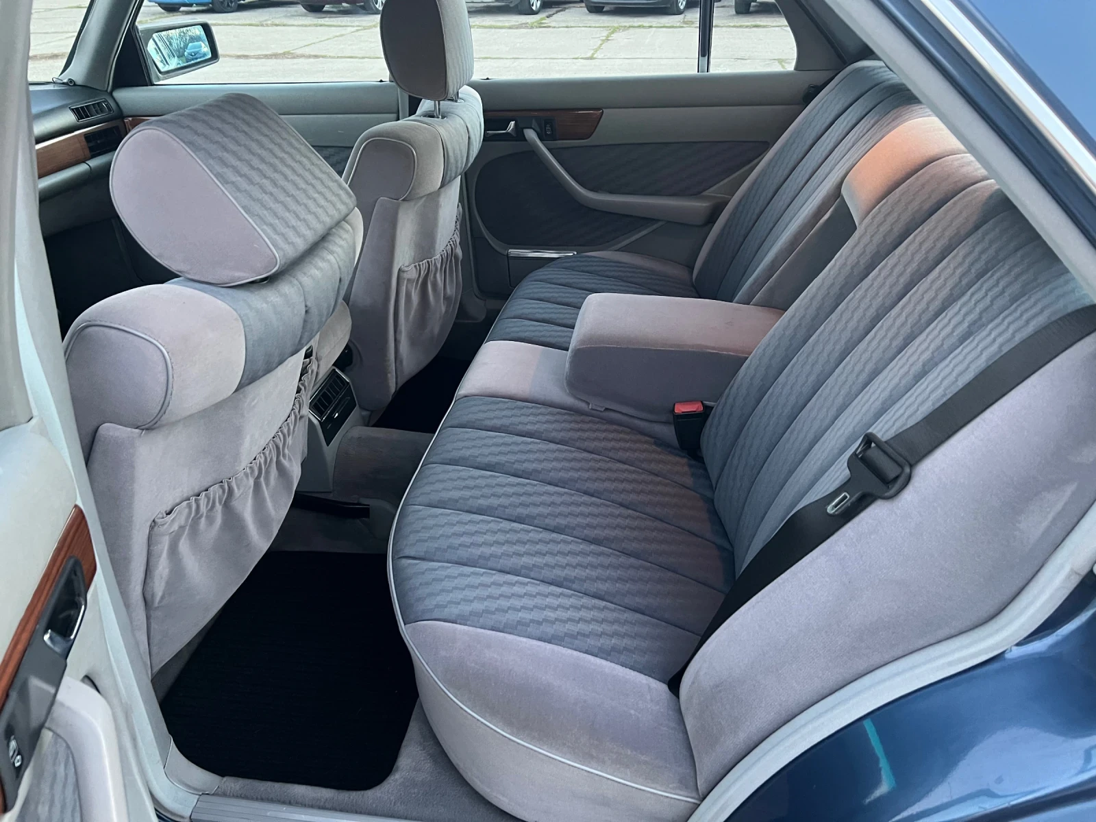 Mercedes-Benz 126 300 SE, снимка 10 - Автомобили и джипове - 54554632